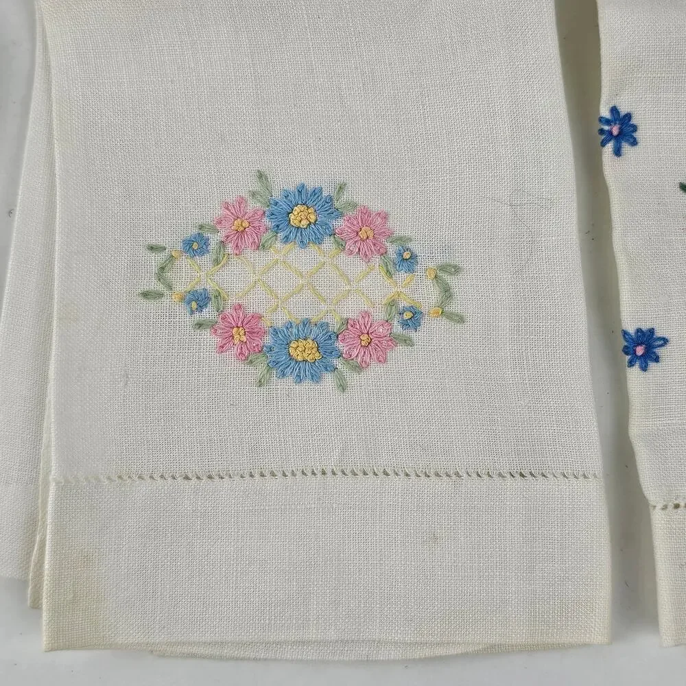 Lot 3 vintage embroidered linen hand towels scotty dog floral